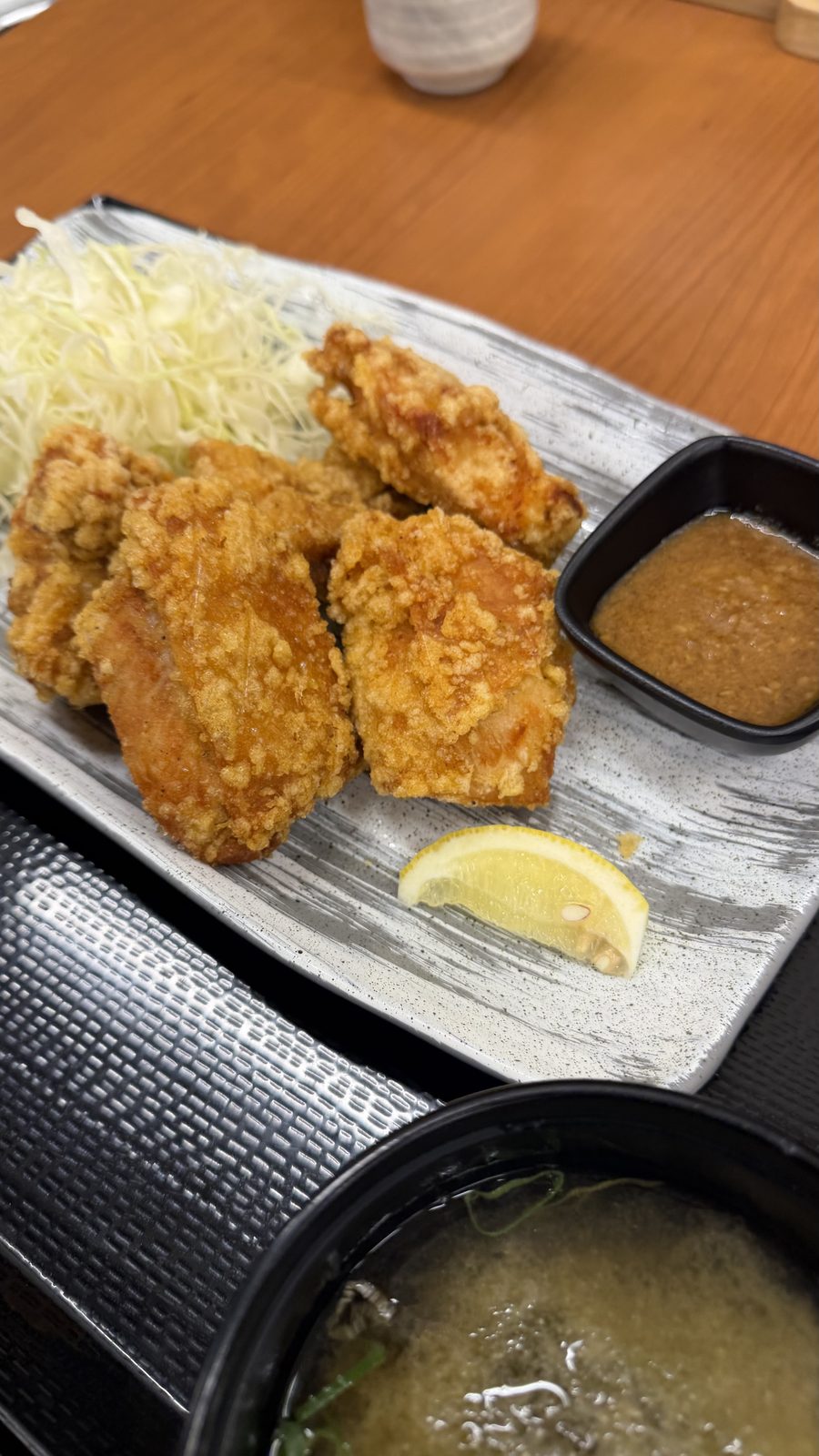 タレカツ食堂たれとん 練馬駅前店のタレカツ丼と鶏の揚げもの