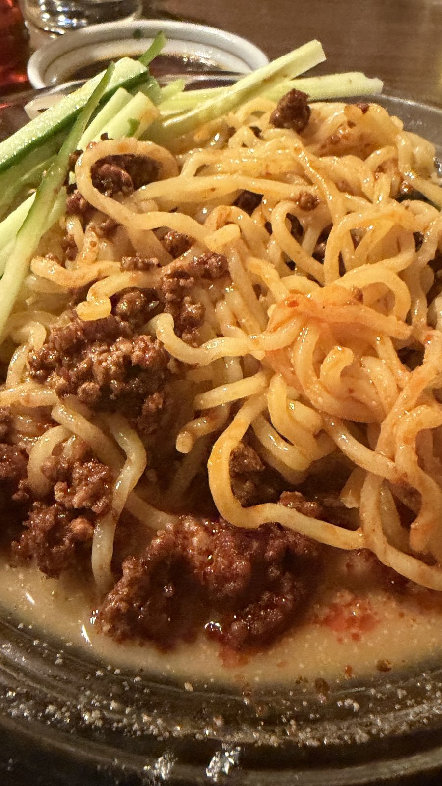 あいらくていの焼き餃子と胡麻だれの汁なし麺